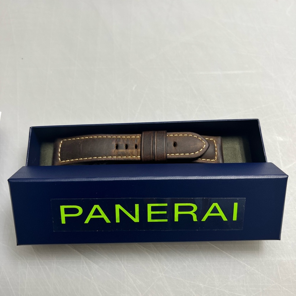 Panerai luminor
Scamosciato Dark Brown Beige 24.0/22.0 MM Standard
MX006ZBZ